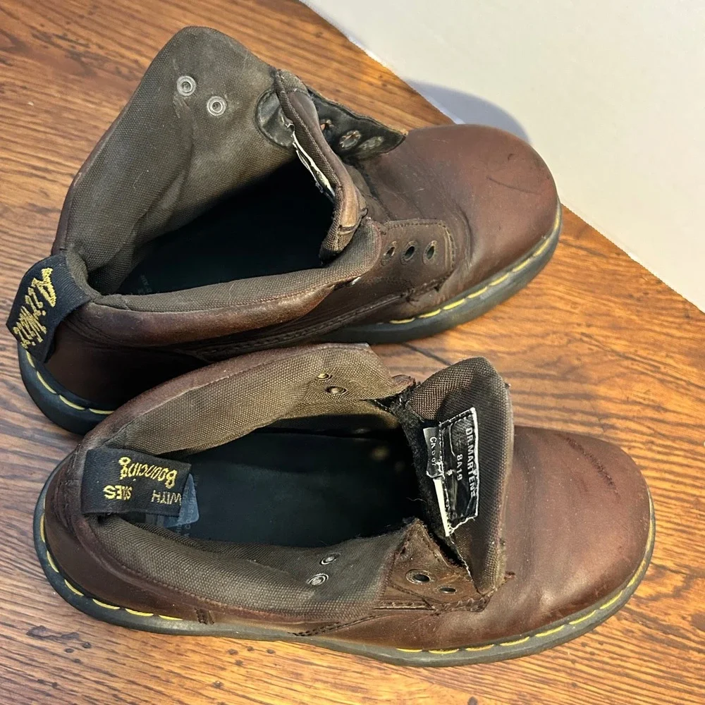 Dr Martens 8A19 Brown Leather Ankle Boots Mens Size 8 AirWair Lug Sole Vintage‎